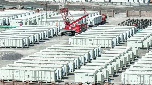 中国首个GWh级储能项目，海博思创在荒漠建立起