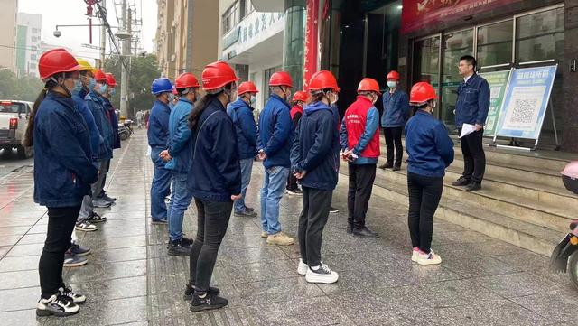 国网隆回县供电公司开展反窃查违专项行动