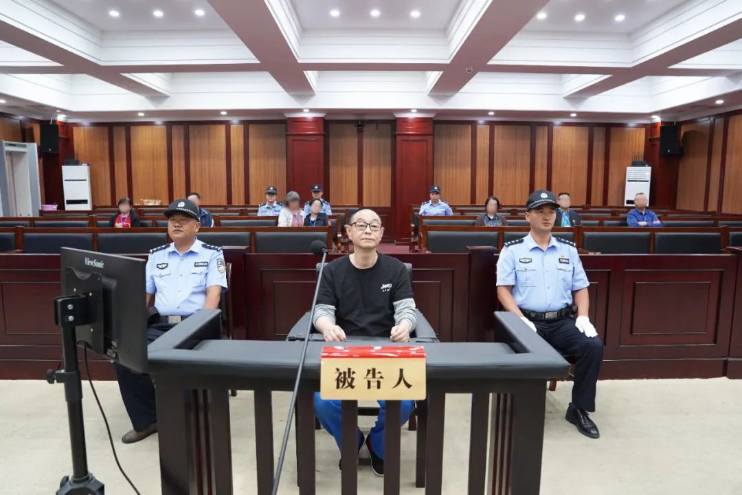 贵州电网有限责任公司原党委委员、工会主席张帆受贿案一审宣判