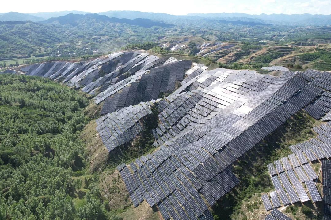 华电山西绿能潮涌 追风逐日向未来